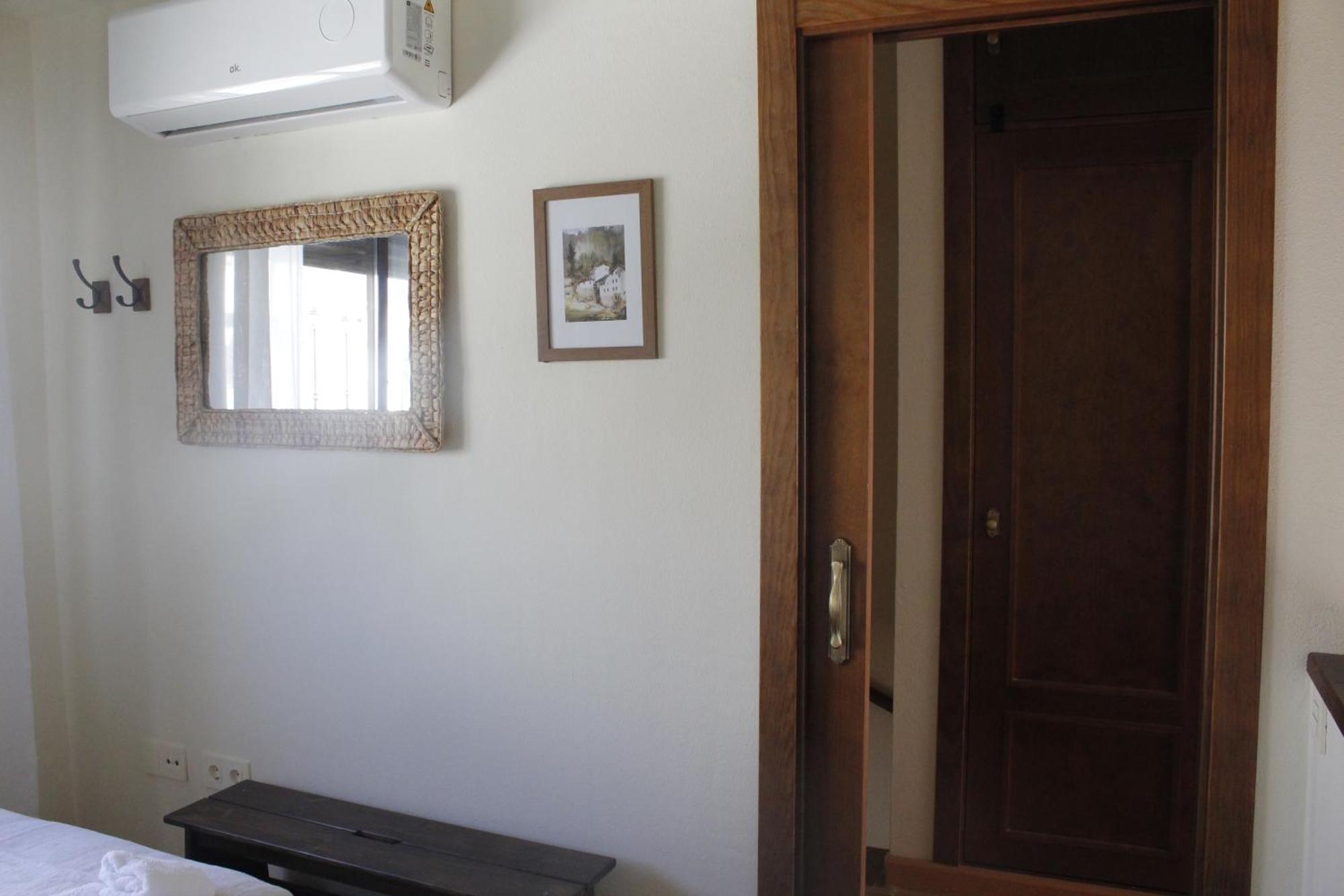 Tejadilla Casita Rural Cerca De Con Piscina Hébergement de vacances Séville