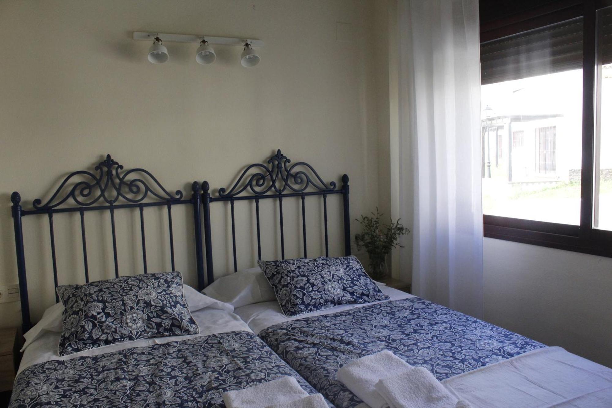 Tejadilla Casita Rural Cerca De Con Piscina Hébergement de vacances *
